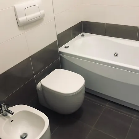 Stanza Privata Con Bagno Su Condiviso Quarto em Acomodações Particulares